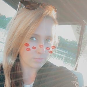 Meet your Posher, Melissa